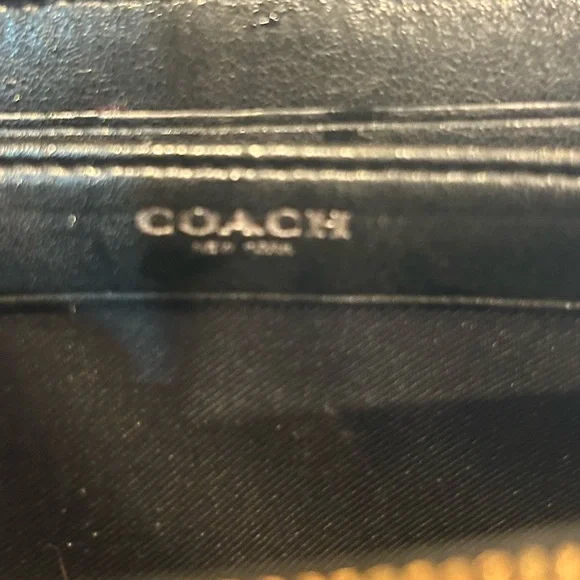 Coach 90’s Black Patchwork Full Zip Wallet - Picture 4 of 6